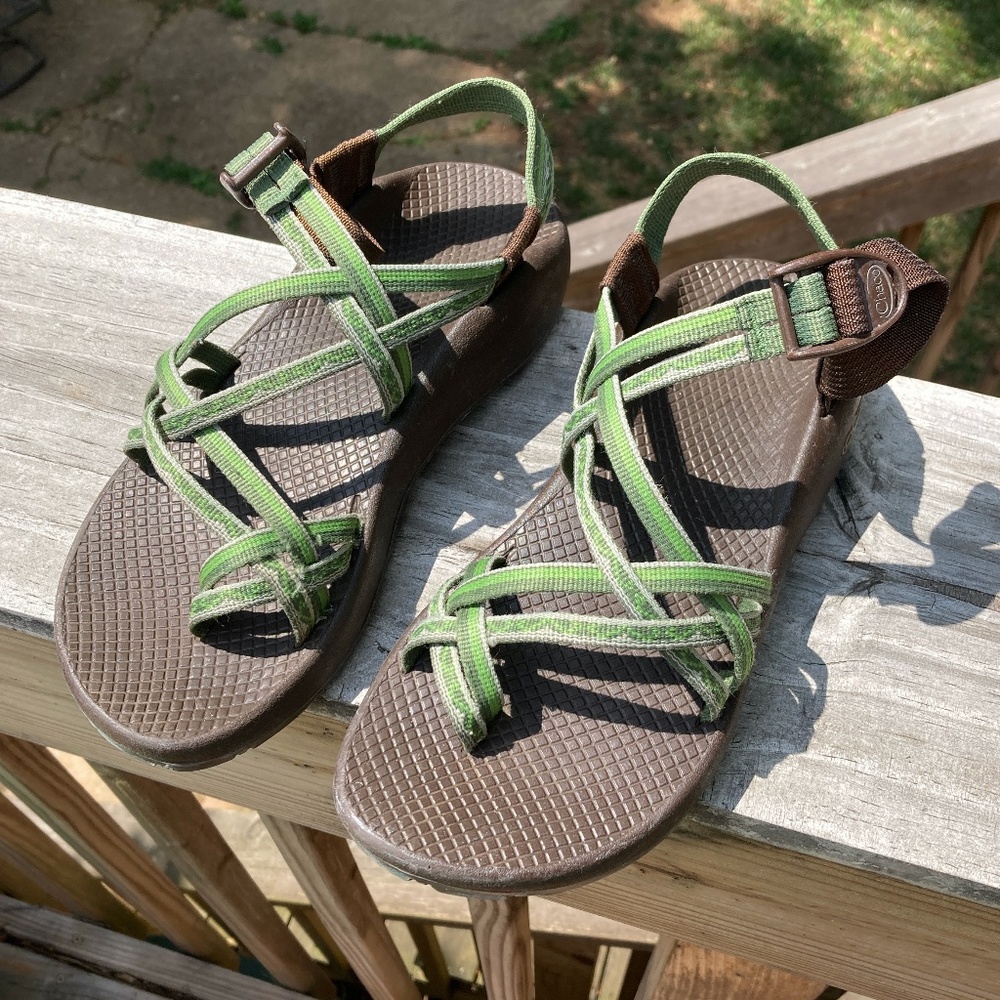 Women's 8 regular width Chaco ZX2 sandals